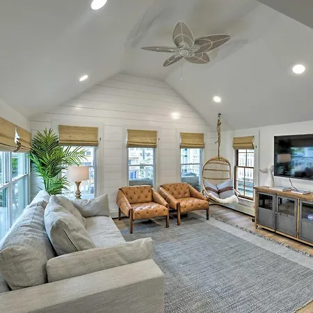 Ocean Grove Apt With Balcony 1 Block To The Beach!